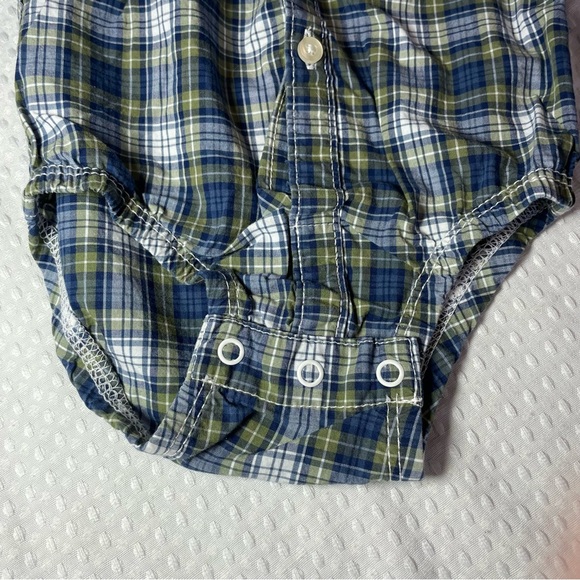Carters Plaid Button up Bundle 9m - Picture 5 of 5